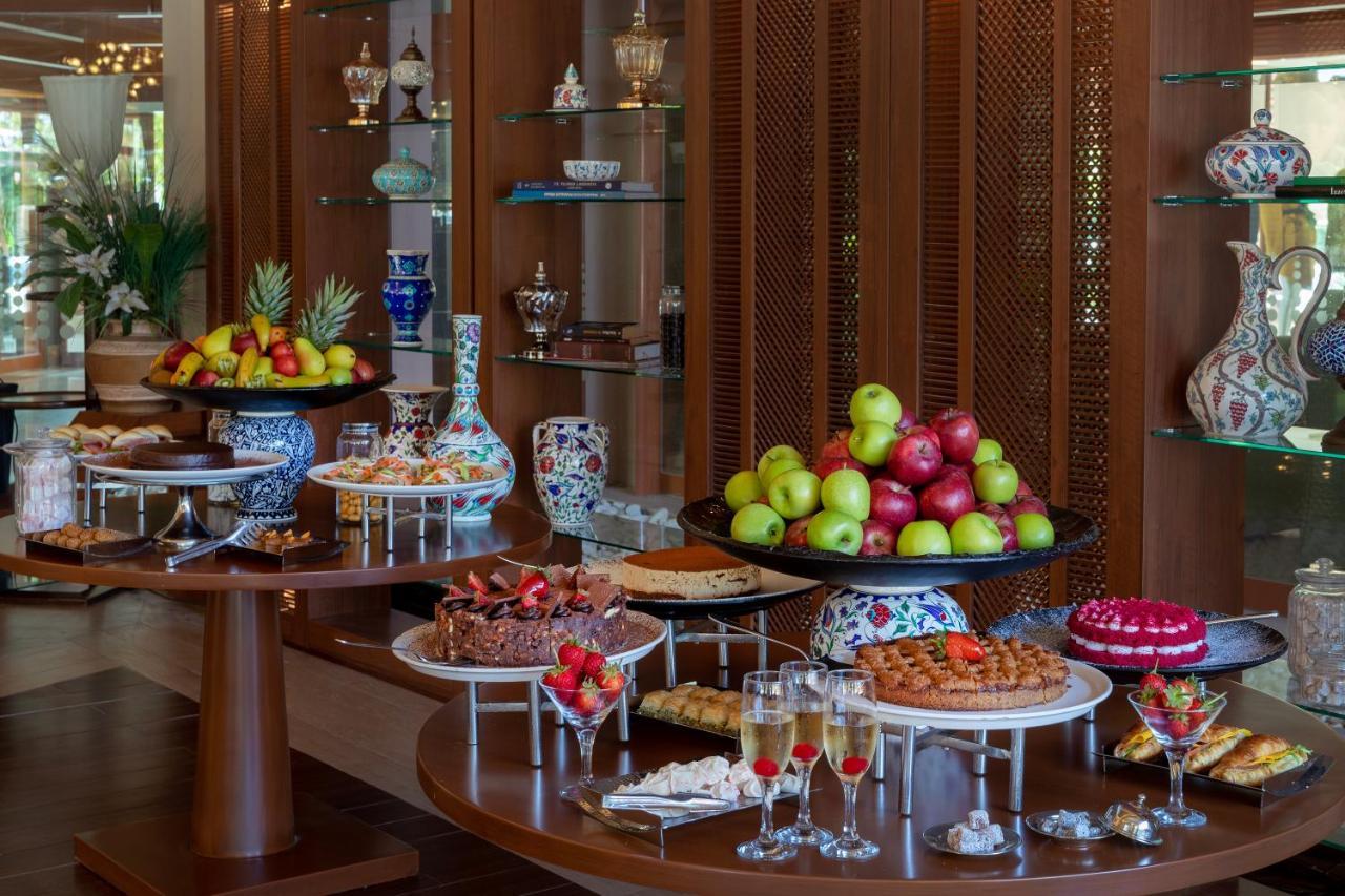 فندق مارتي ميرا تيكيروفا المظهر الخارجي الصورة A dessert buffet