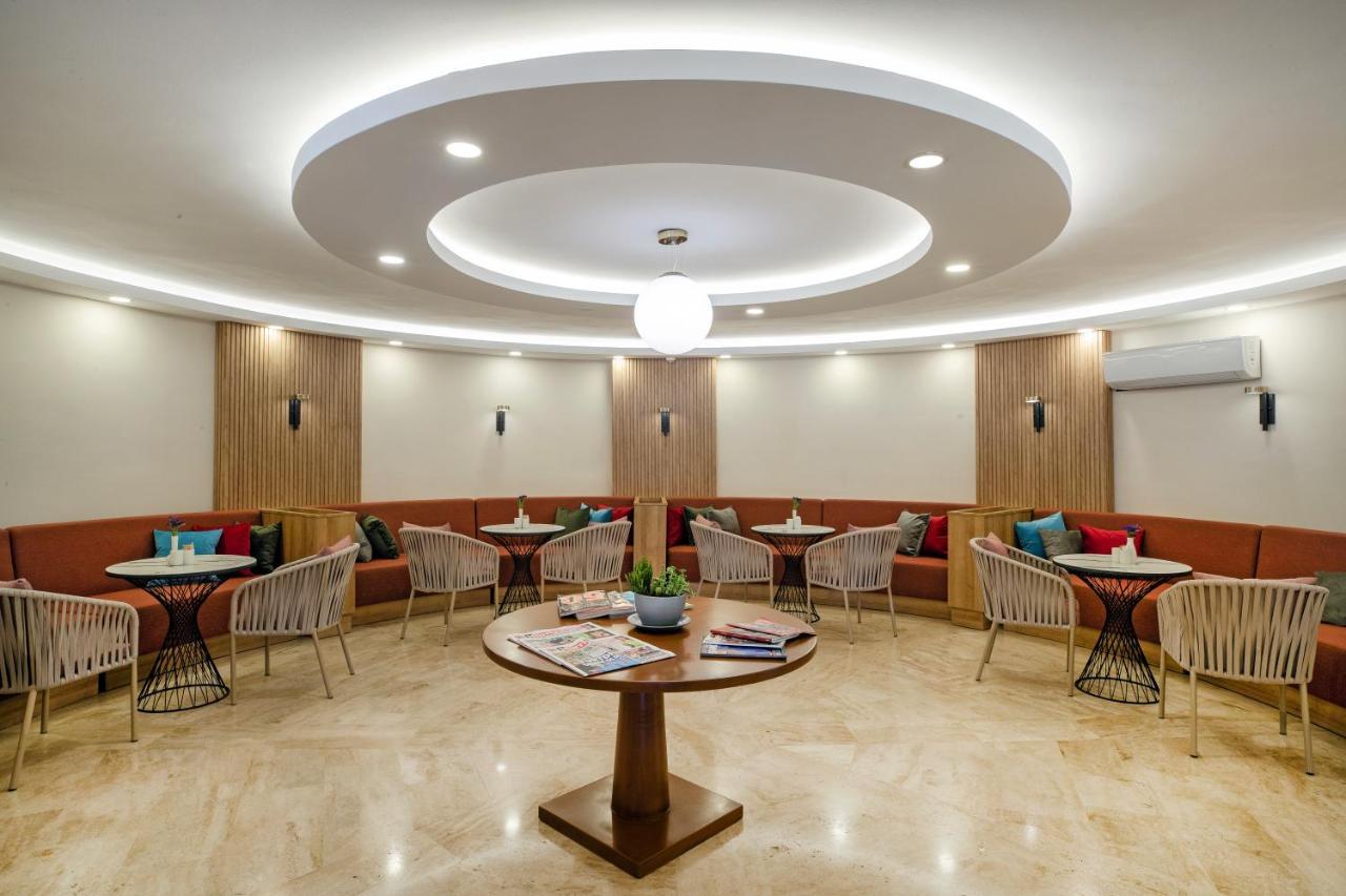 فندق مارتي ميرا تيكيروفا المظهر الخارجي الصورة The lobby